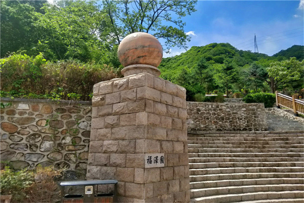 京南涿州卧龙公墓合法吗