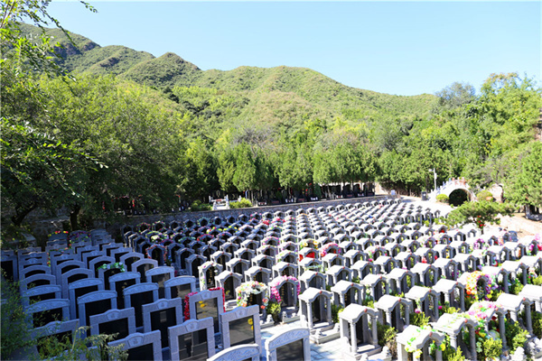 八达岭陵园墓地价格是多少？交通路线怎么走