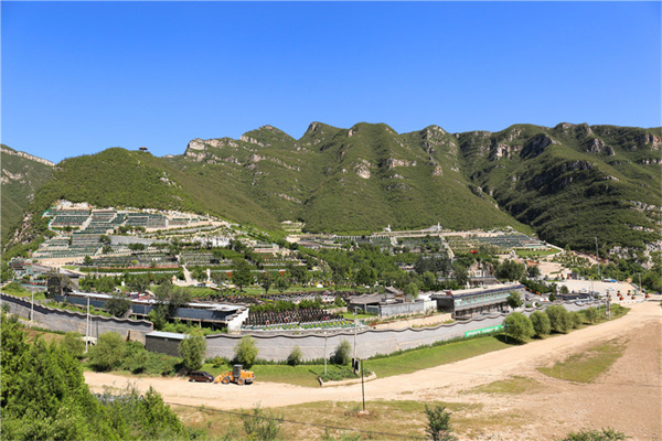 北京公墓价格大概多少钱？班车预约电话多少？