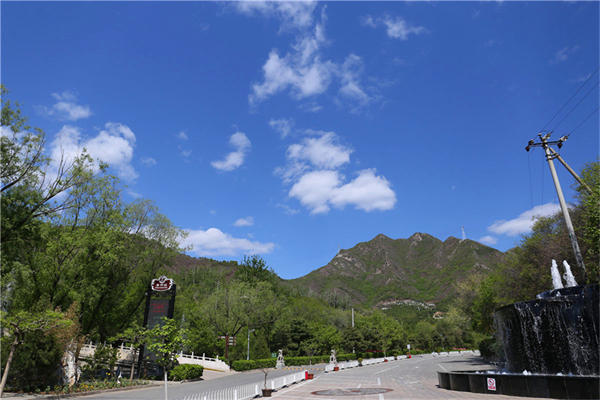 在新农村建设中过程中探索殡葬改革的新思路