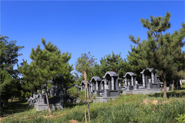 天寿陵园是北京市最好的墓地吗？价格？北京公墓排名中占第几？