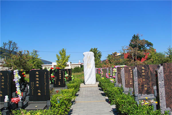 三河灵山宝塔陵园电话是什么？