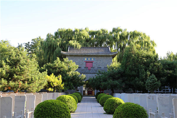 北京海淀西山公墓是正规公益性墓地吗？西山公墓墓位价格多少钱？