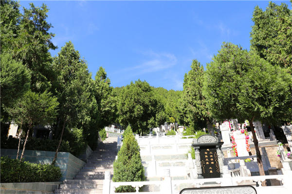十三陵景仰园陵园怎么样？景仰园陵园墓地电话价格地址介绍