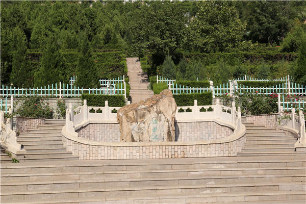 北京海淀西山公墓多少钱