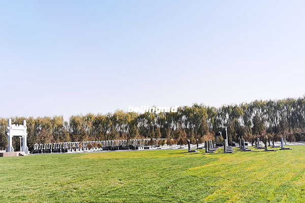 京郊周边墓地京南卧龙公墓是合法墓地吗？