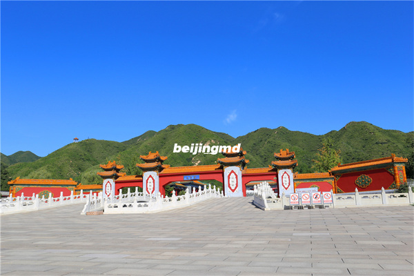 九公山墓地多少钱一平？