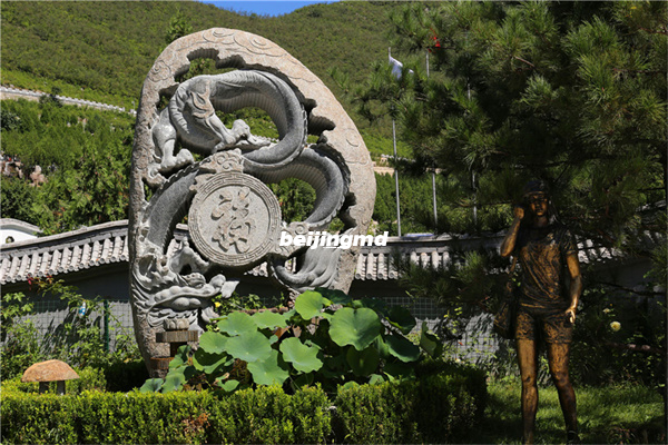 北京八宝山墓地价格是多少？这座公墓怎么样？