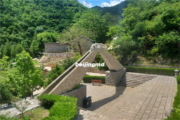 北京周边风水好的墓地而且墓位位置比较多的墓地是灵山宝塔陵园吗？