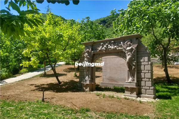假期可以去九公山纪念林选墓吗？九公山纪念林墓地大概多少钱？