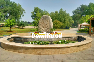 毛主席没葬在八宝山革命公墓的原因