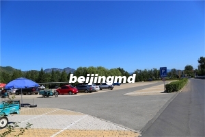 昌平龙泉公墓是正规合法墓地吗？龙泉公墓班车预约电话多少？