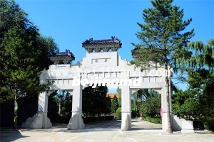 陵园正门