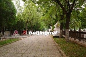 昌平凤凰山陵园好不好？埋葬有那些名人？