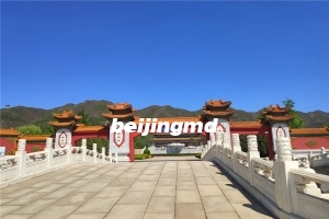 北京归山陵园园陵园有班车吗
