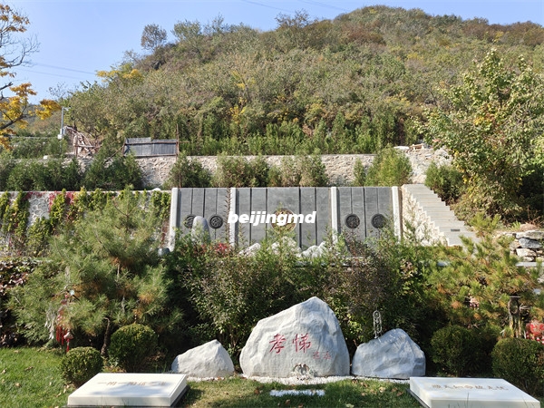 九公山长城纪念林墓区实拍